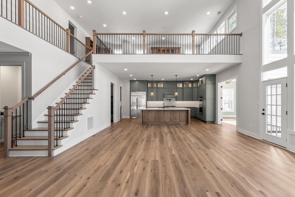 353 Reddenwood Road