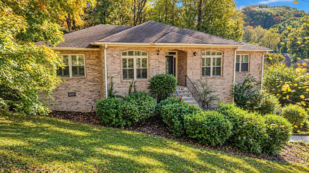 8008 Quail Creek Rd