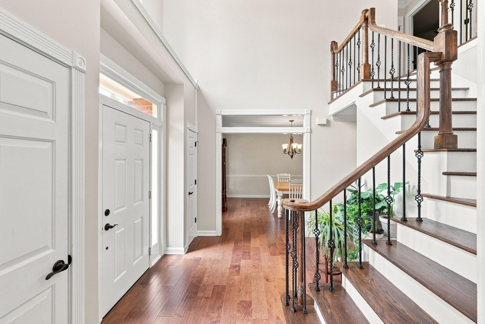 8009 Montcastle Dr