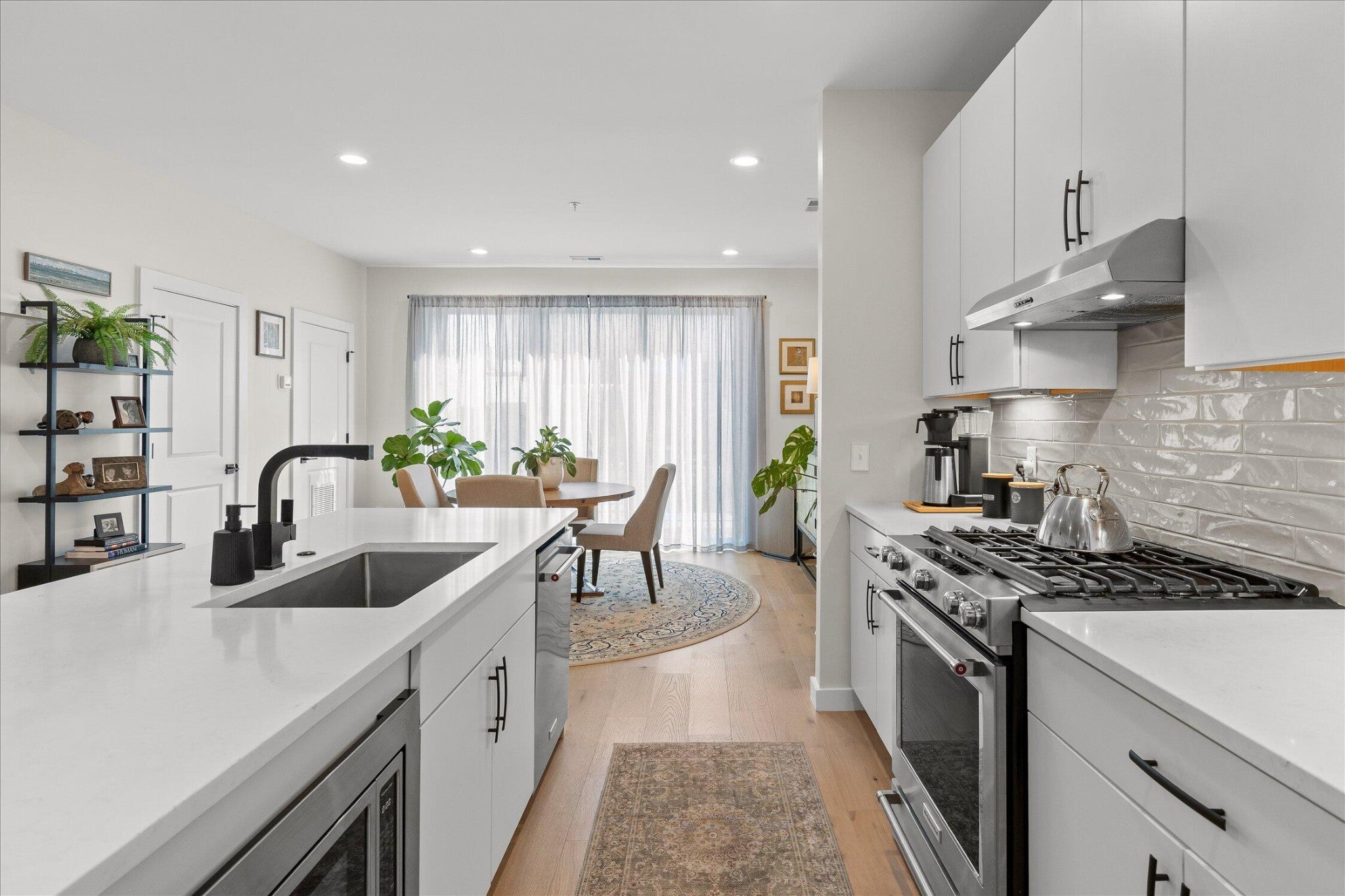 895 Cherokee Boulevard 105