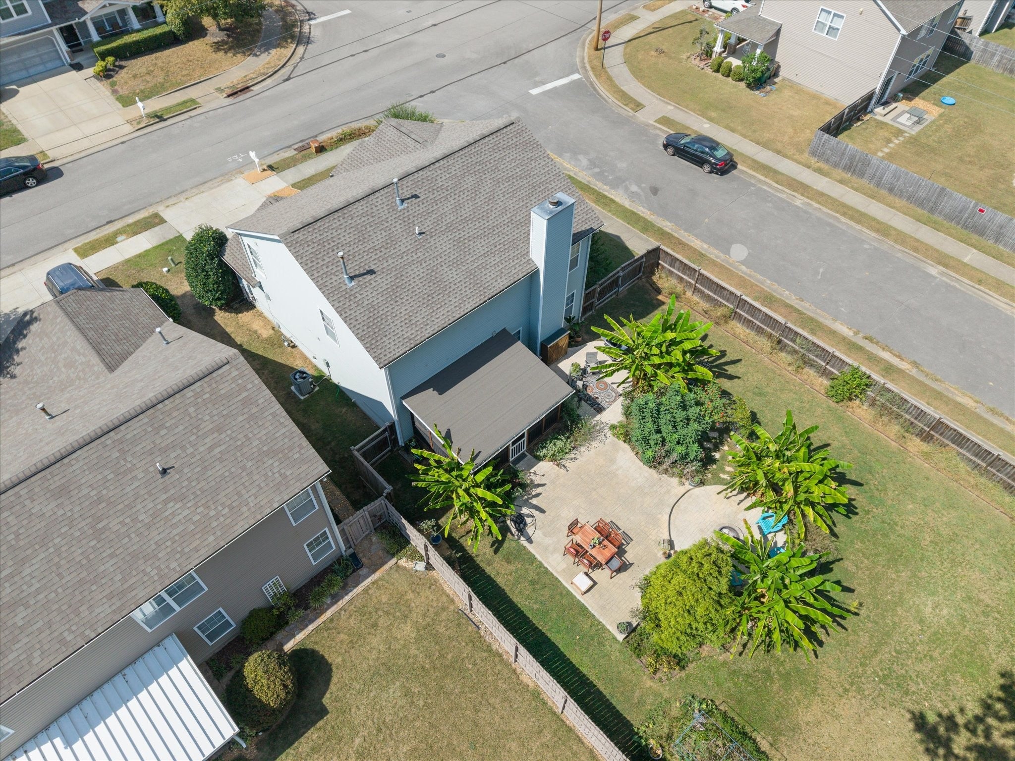 4537 Hawthorn Dr