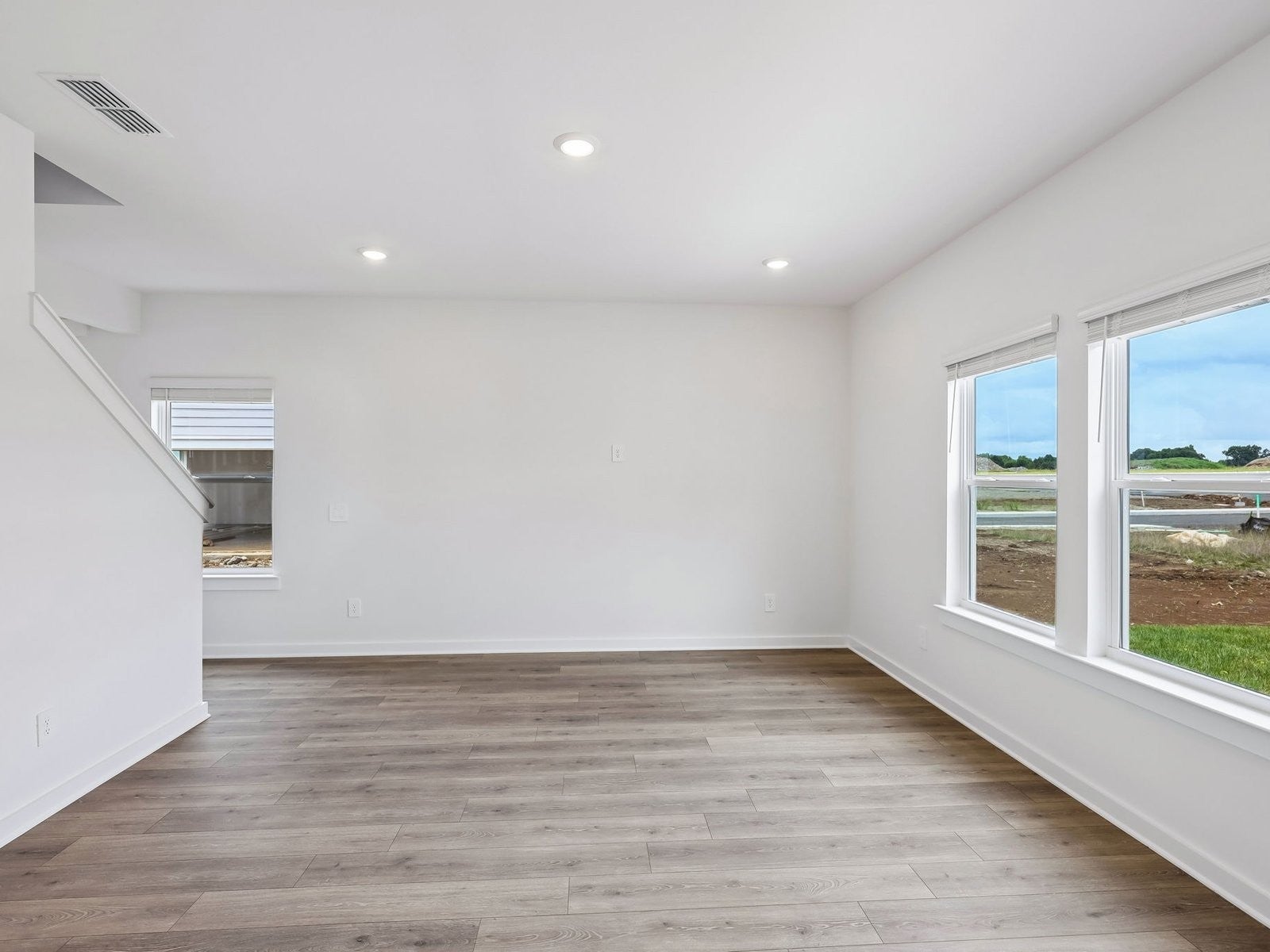1623 Garnet Way
