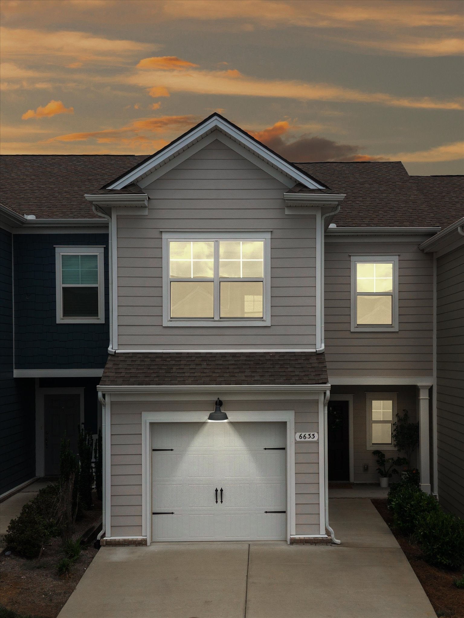 6633 Hanworth Trce