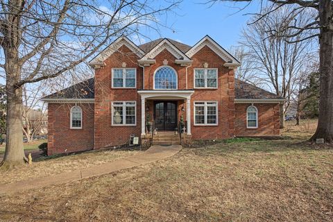 102 Saltwood Pl Hendersonville TN 37075