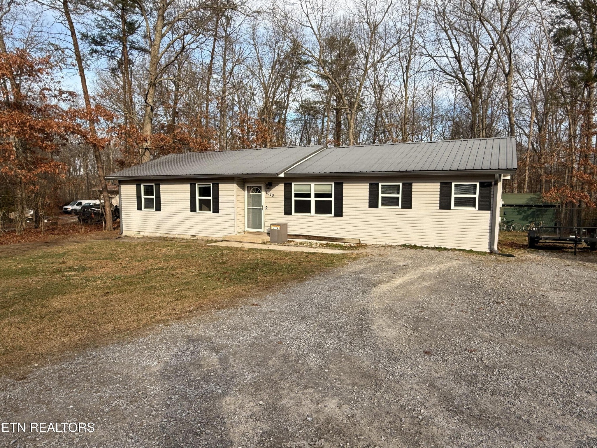 1070 N Shady Lane Loop