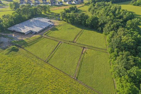 6330 Cox Rd Arrington TN 37014