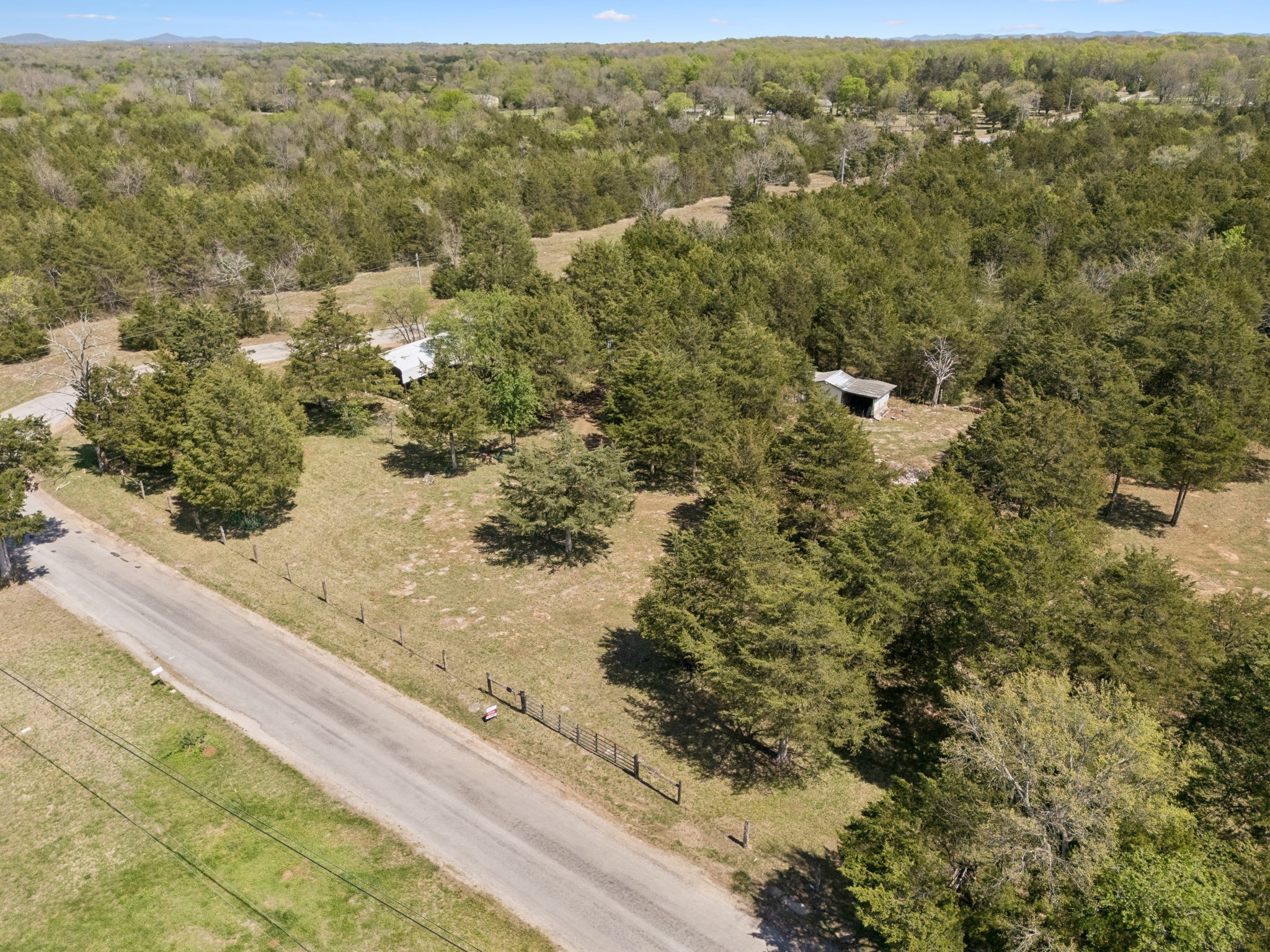 160 Osteen Ln
