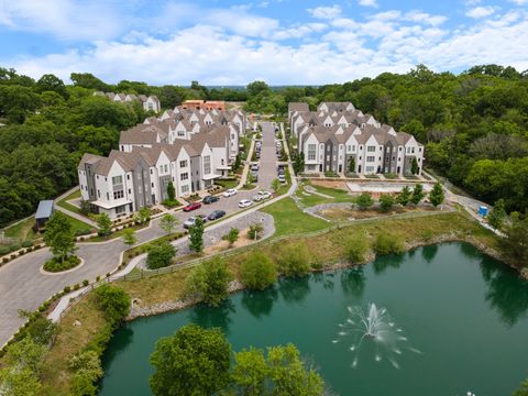 333 E Village Ln Nashville TN 37216