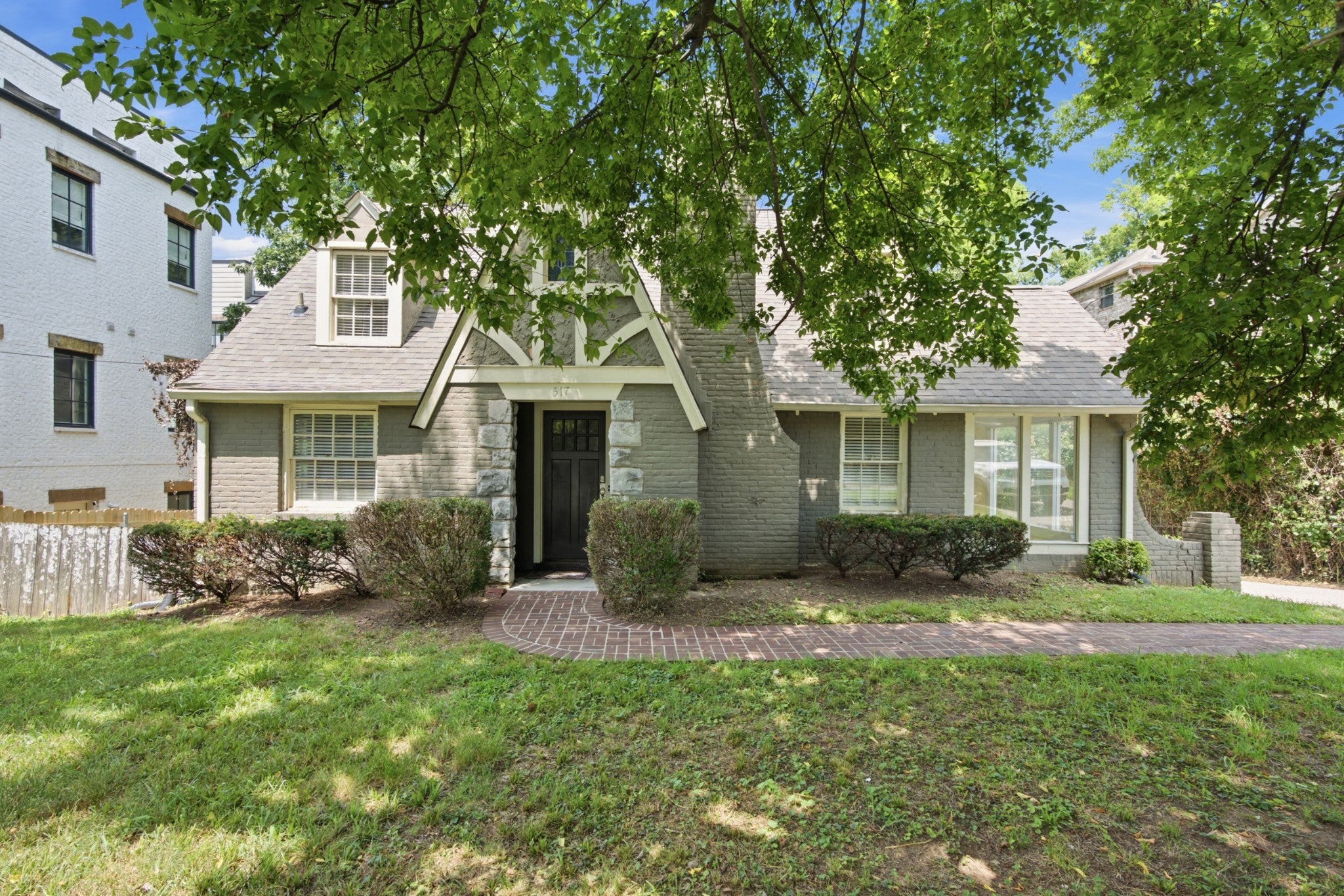 listing at 517 Chesterfield Ave, Nashville