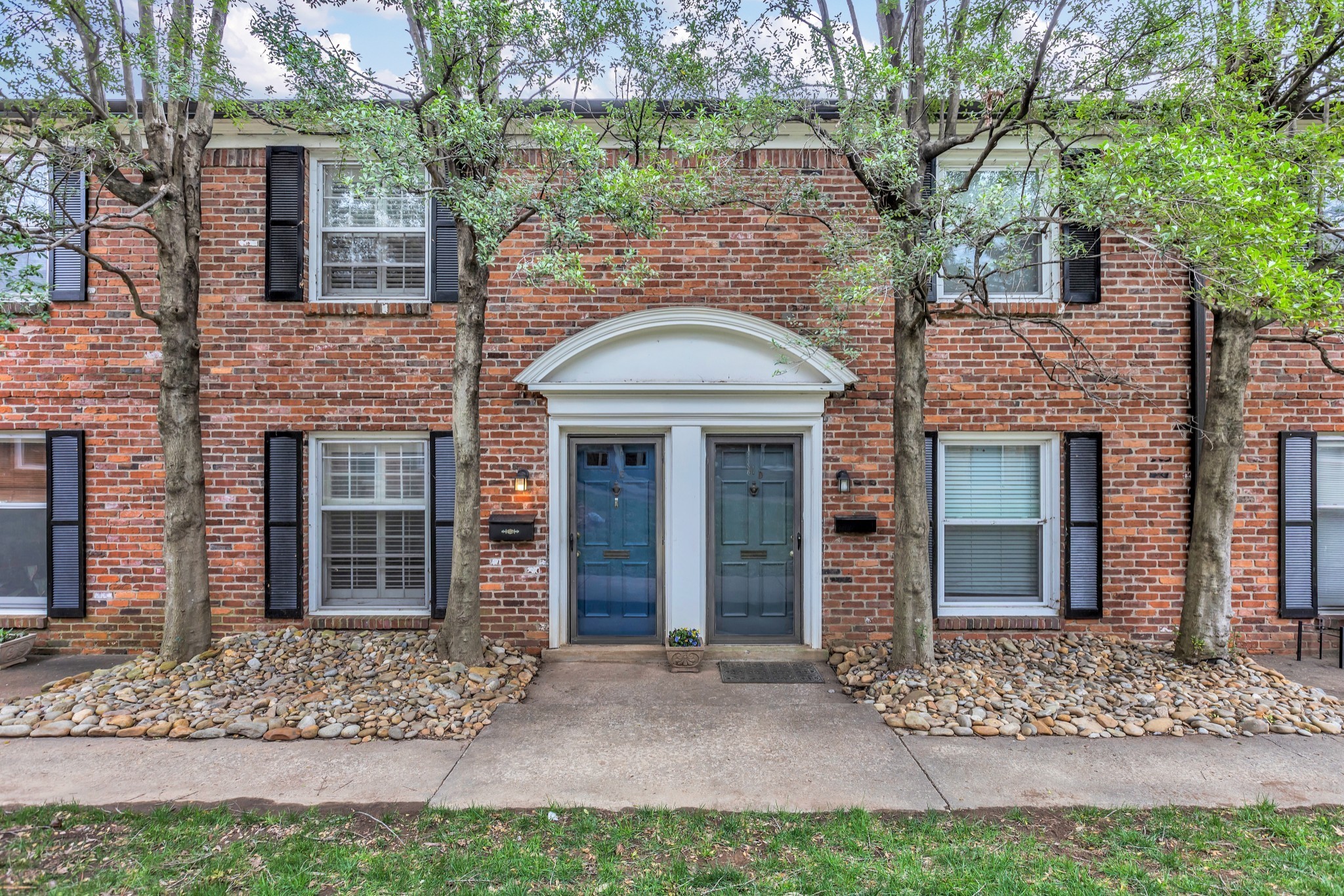 5025 Hillsboro Pike 11E