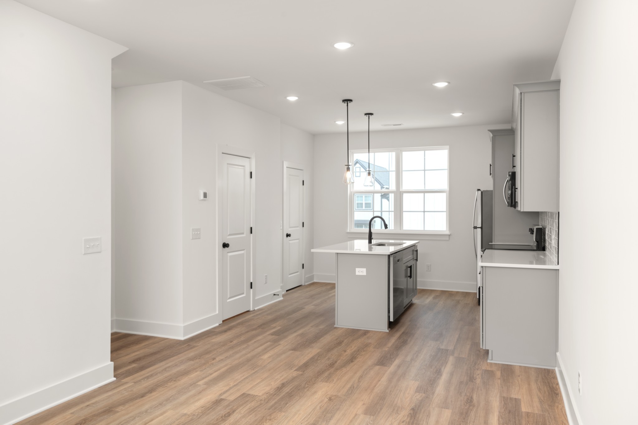 700 N DuPont Ave 210