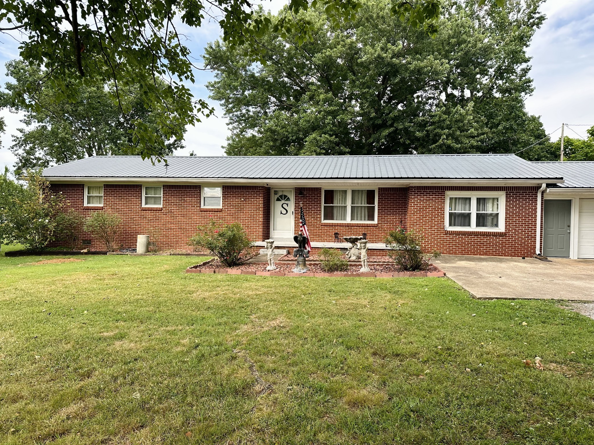 Middle Tennessee Properties 1 946 Monument Rd