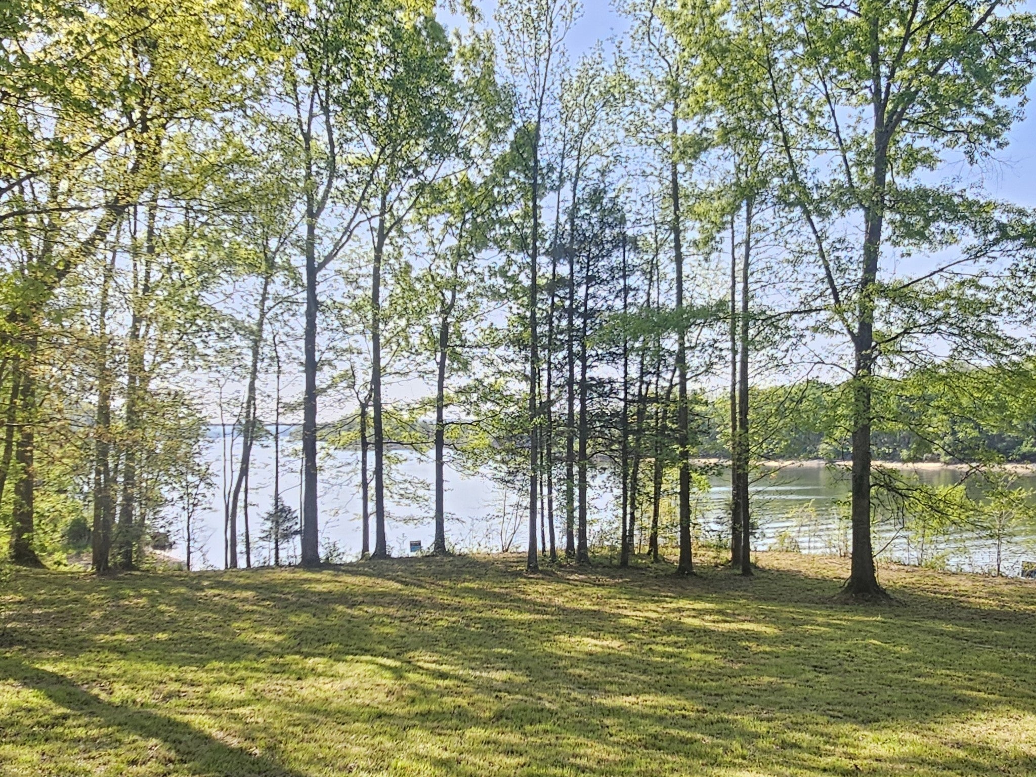 4 Island View Dr
