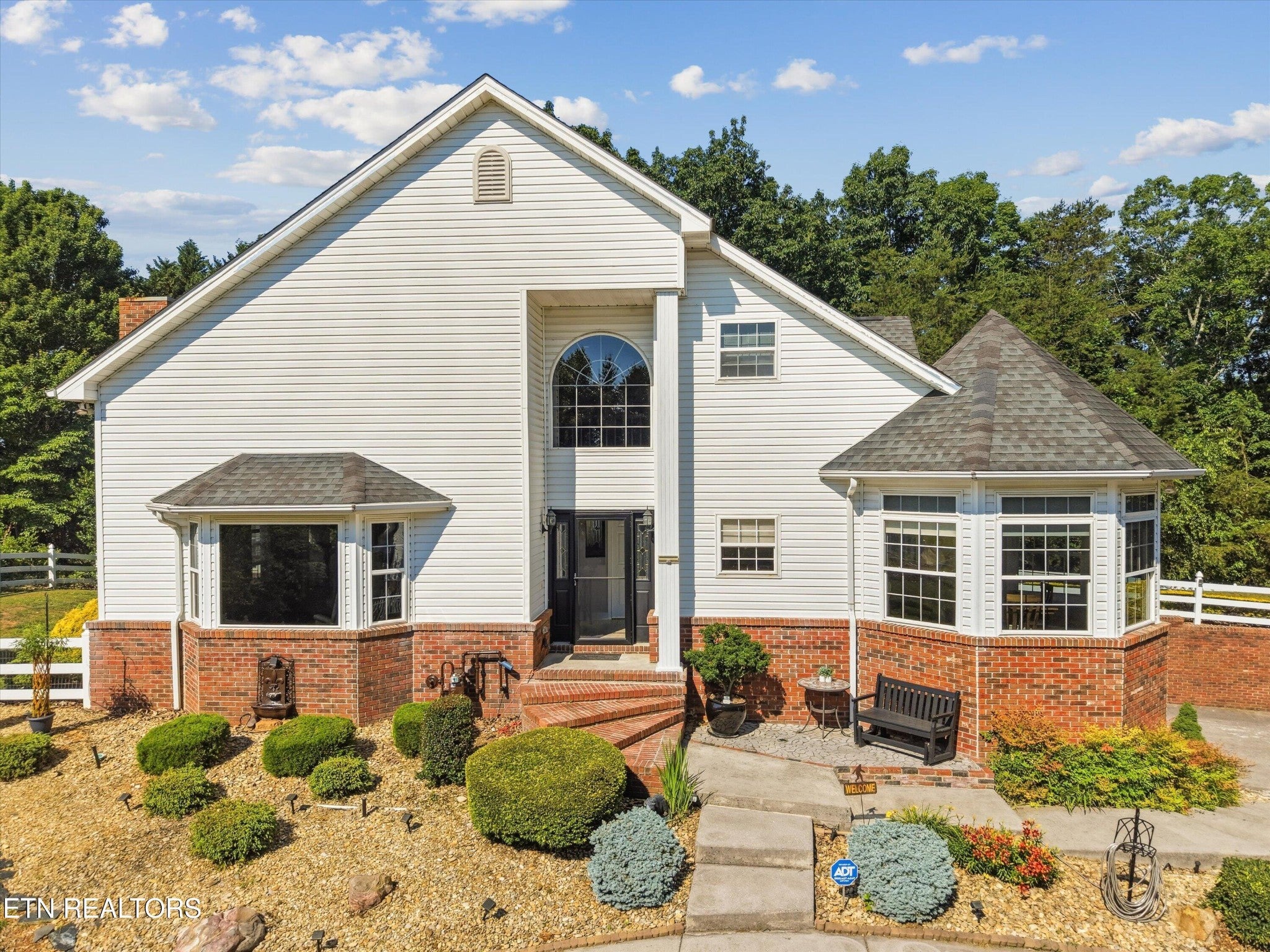619 Emerald Ave