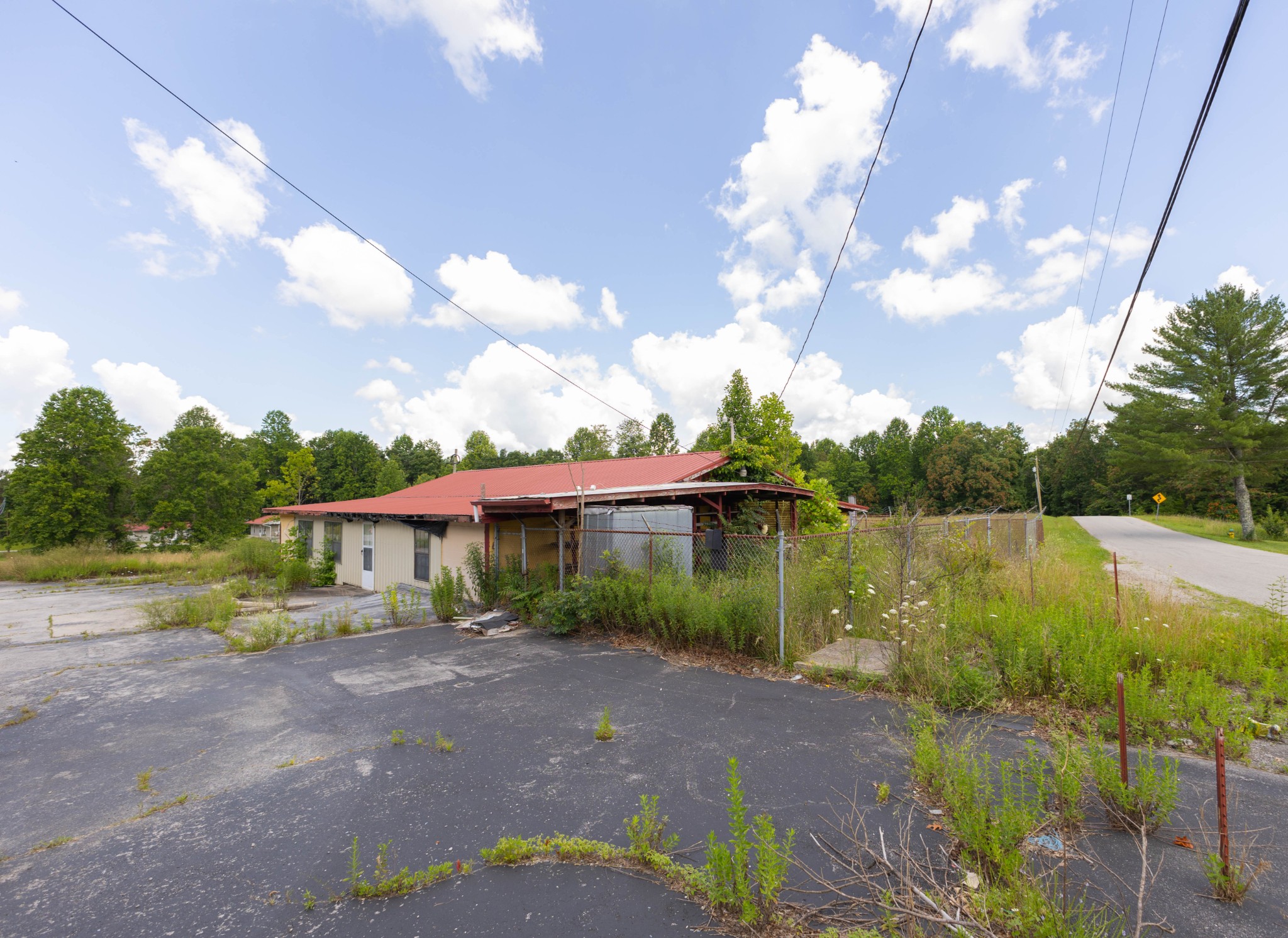 10125 Crossville Hwy