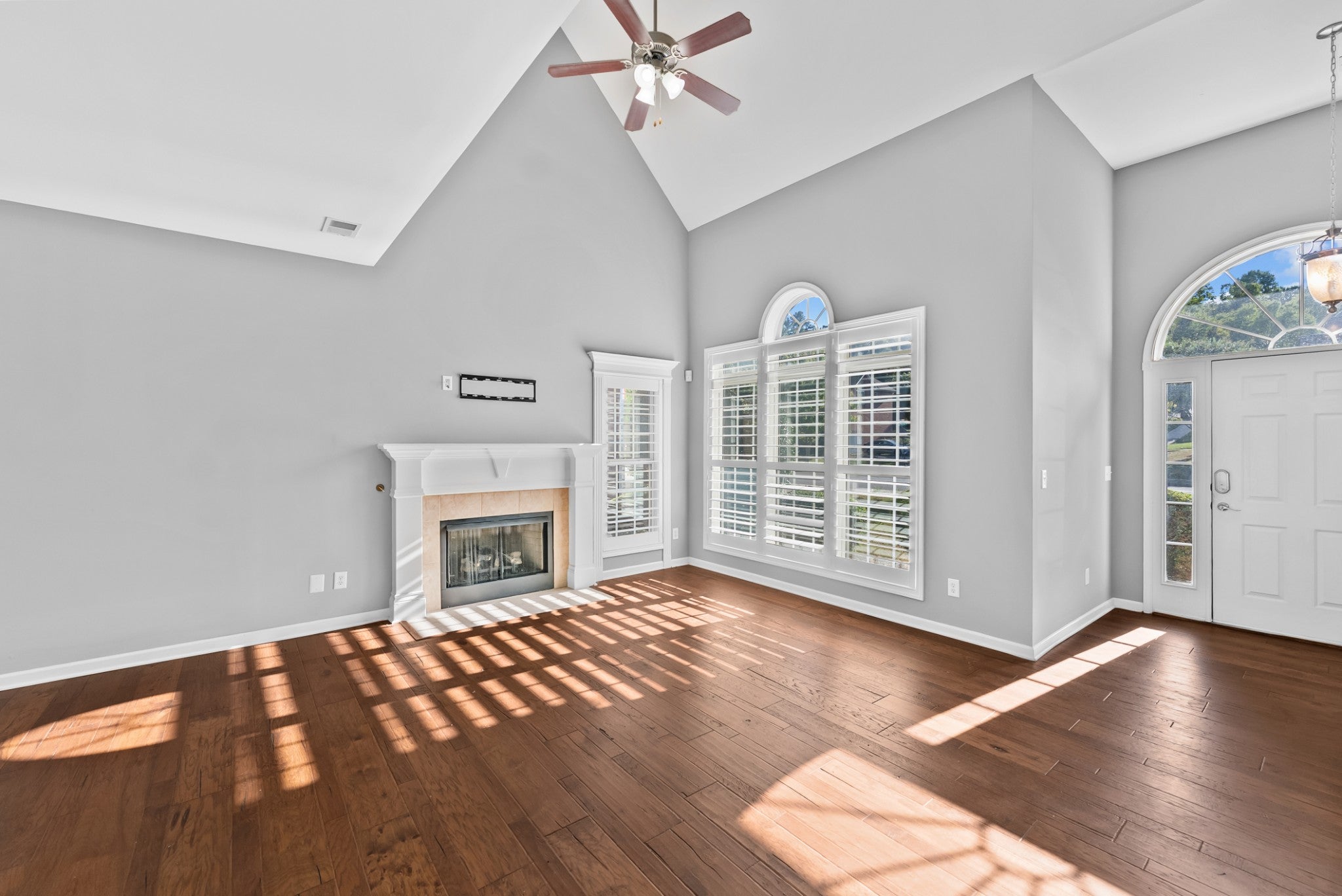 6936 Sunnywood Dr, Nashville TN 37211 5-bed home, photo 5 of 36