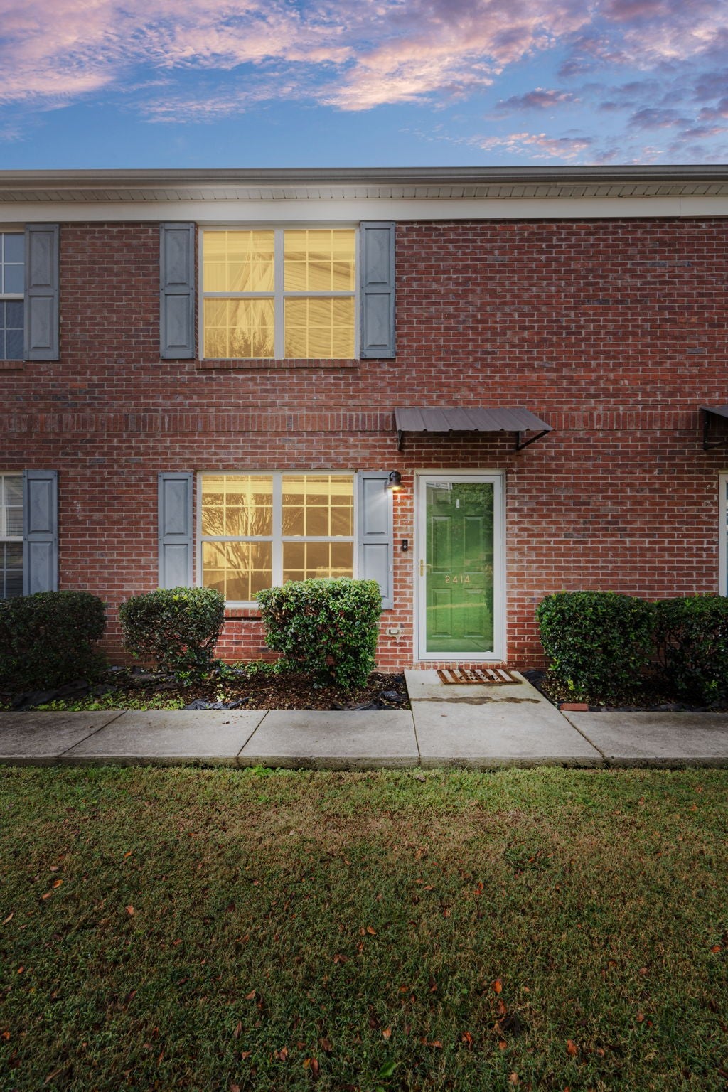 2414 Executive Park NW
