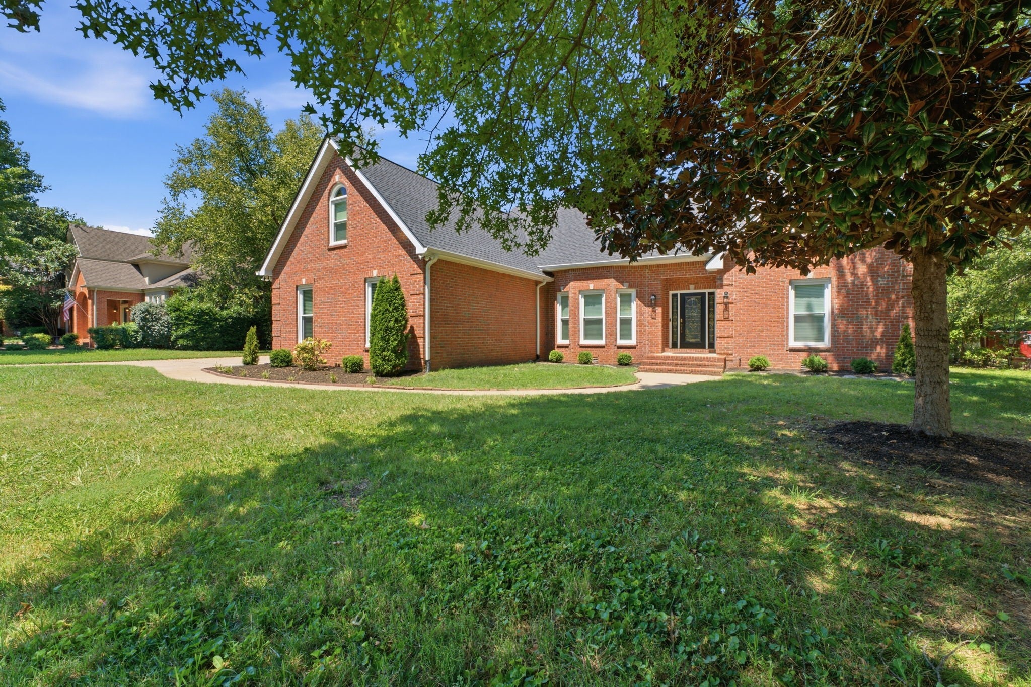 1622 Buckingham Dr