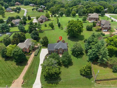 1929 Springcroft Dr Franklin TN 37067