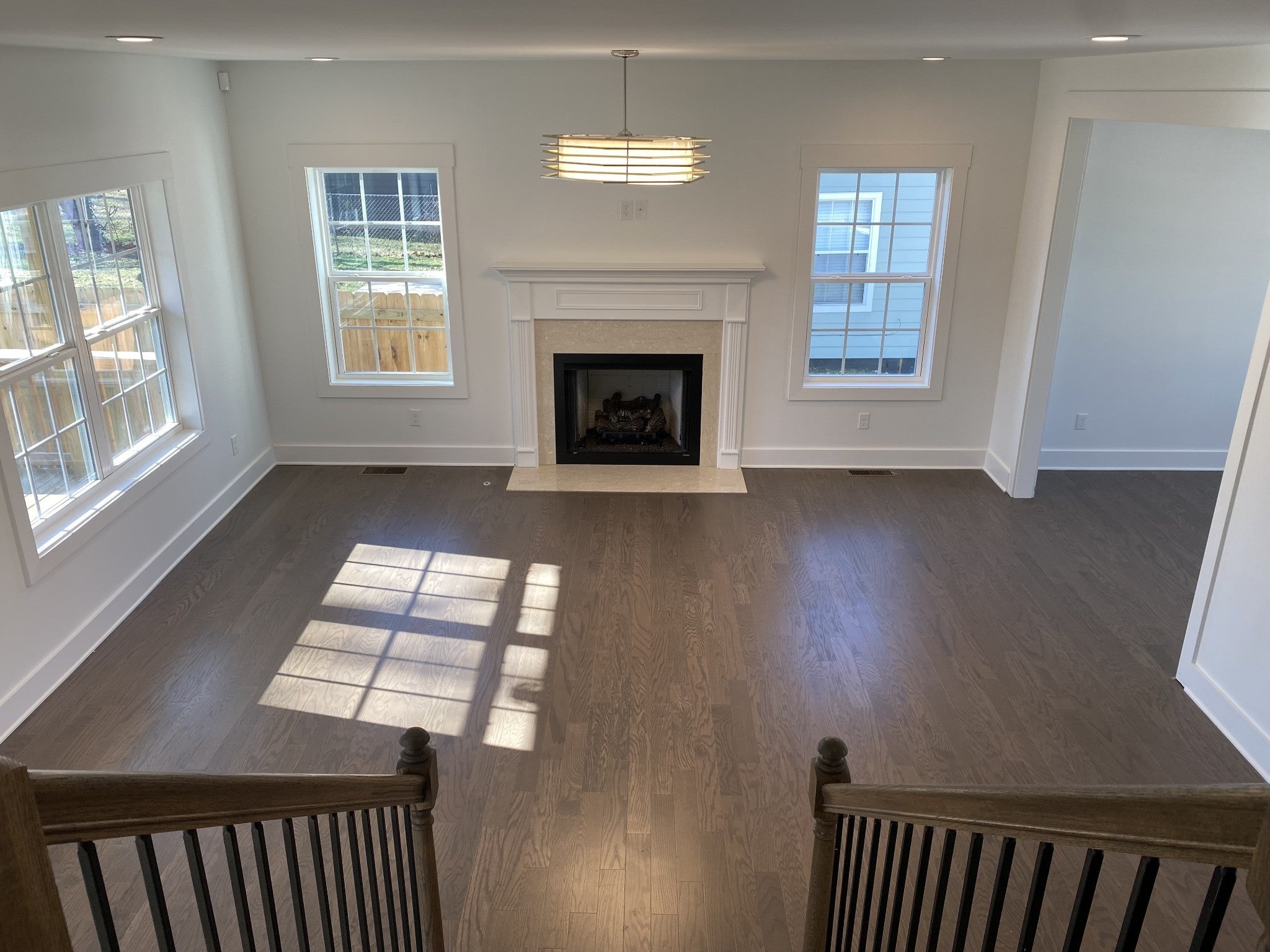2409 Alameda St