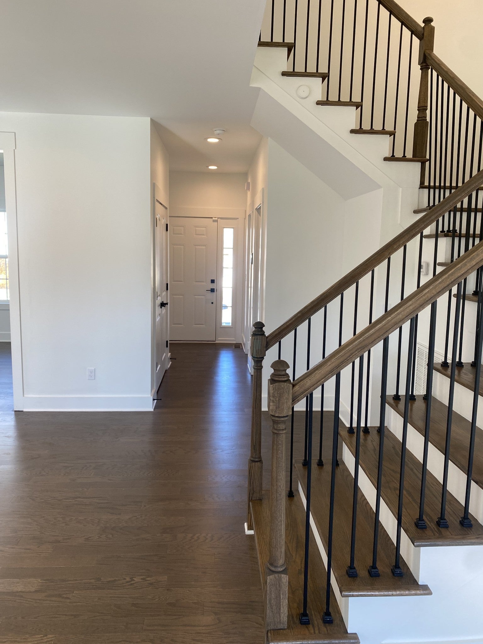2409 Alameda St