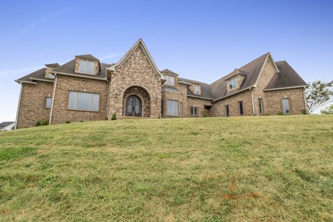 2848 Carriage Way Clarksville TN 37043