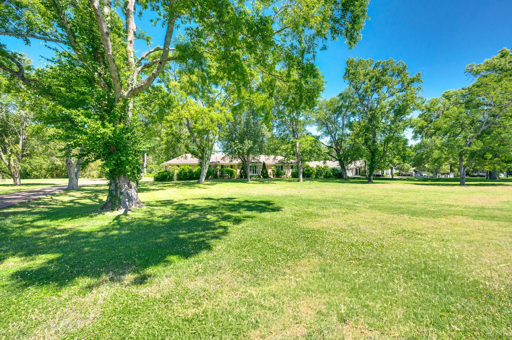 6412 Harding Pike