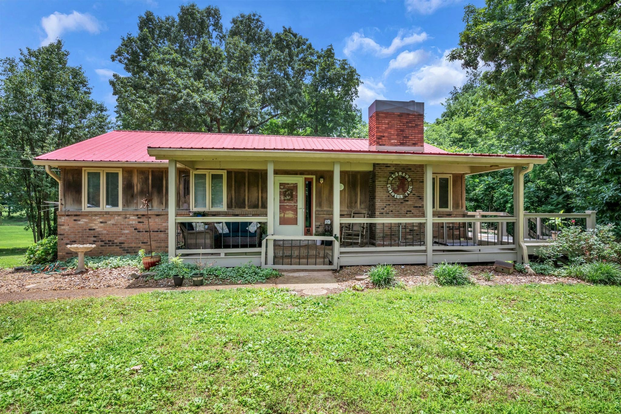 830 Hadley Rd