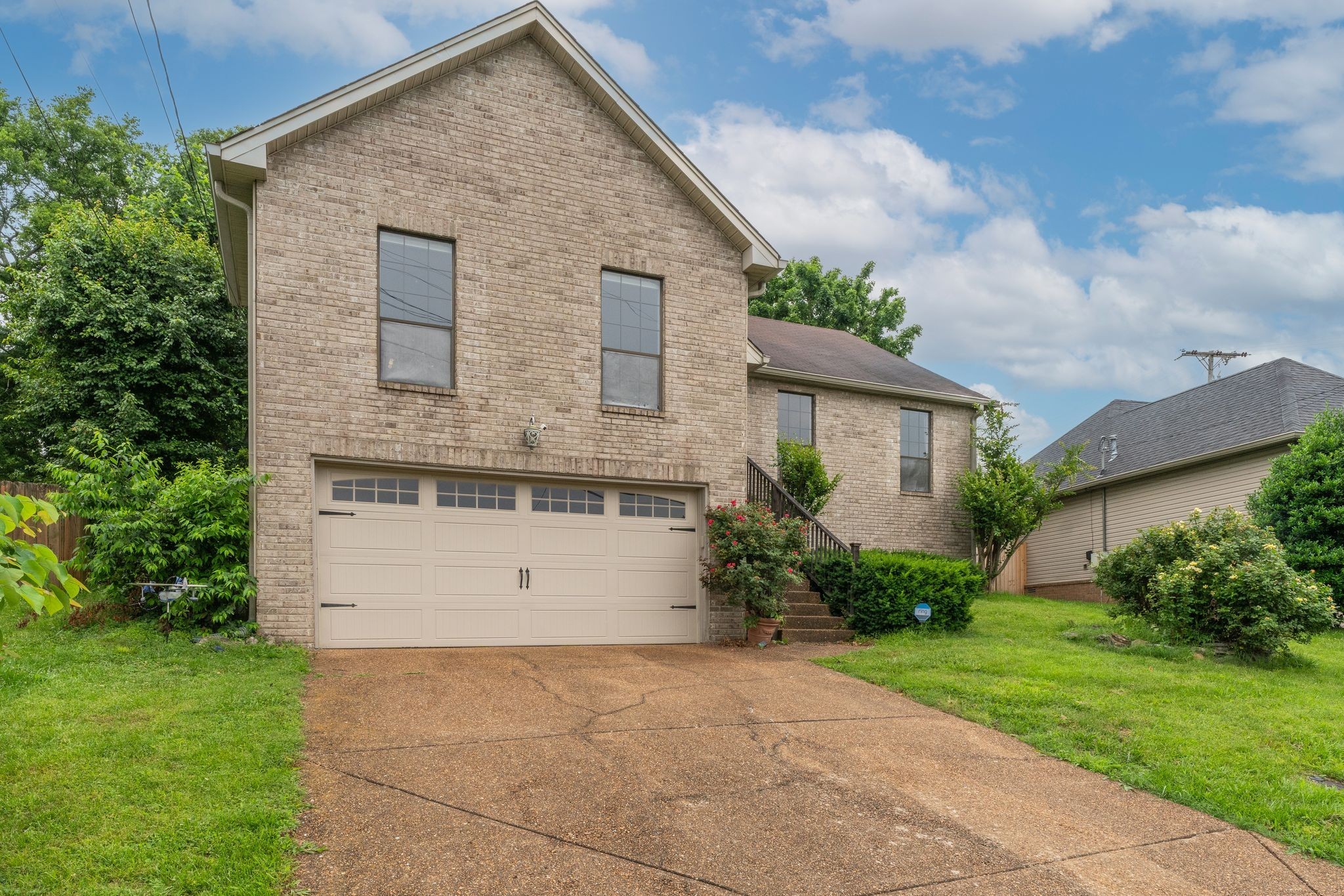 904 Fallview Trl