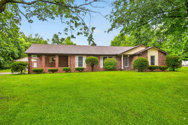 647 52 E HIGHWAY, PORTLAND, TN 37148 - Image 7307ad5ba2dde70f8cd596478f022f21/3821375225