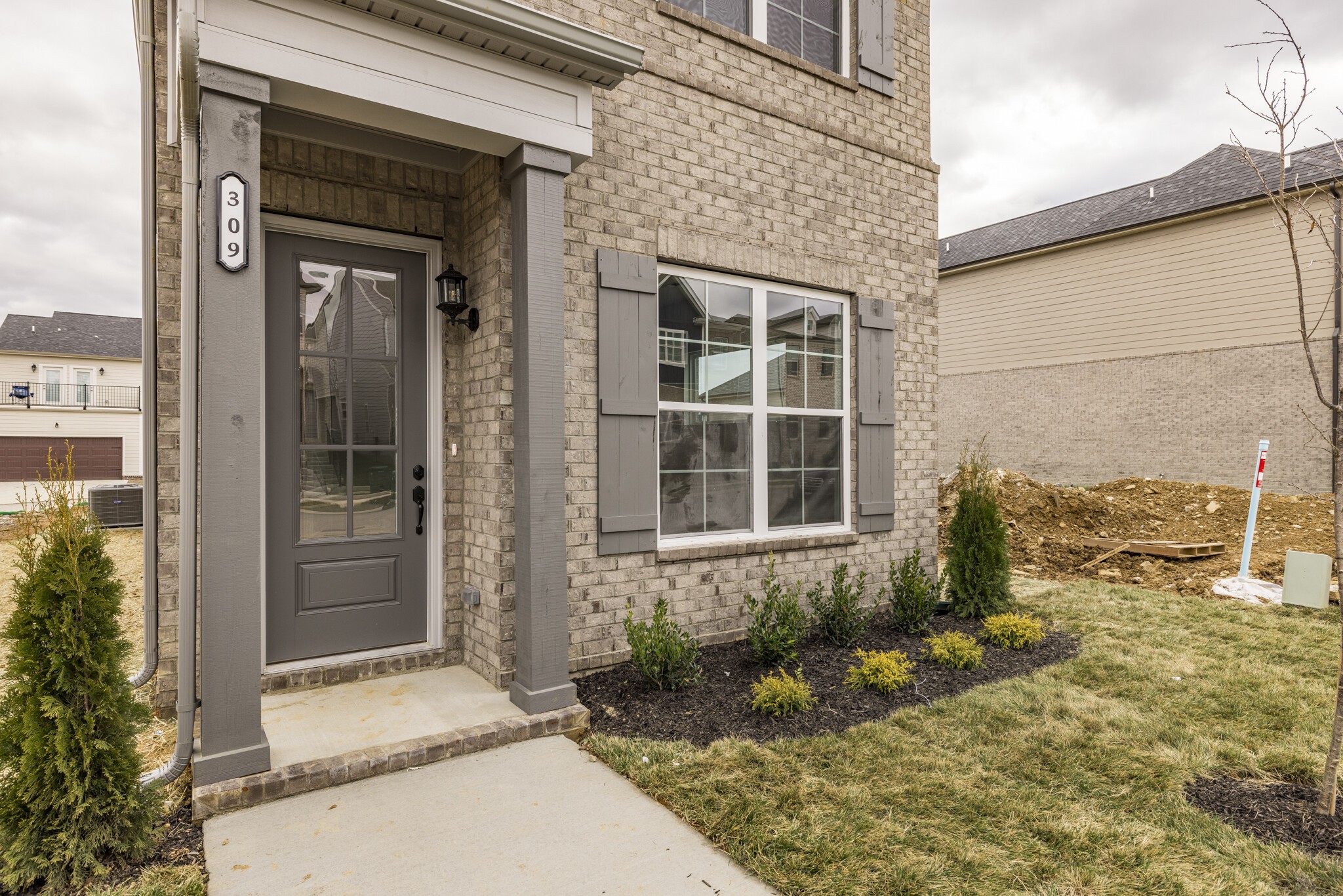 158 Oasis Dr