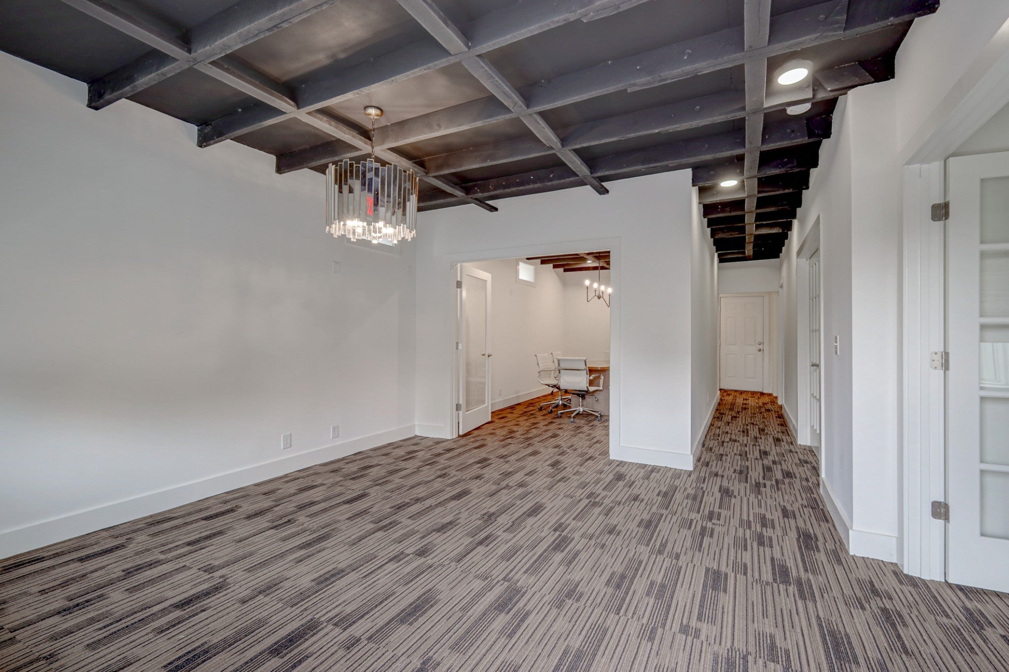 4275 Central Pike