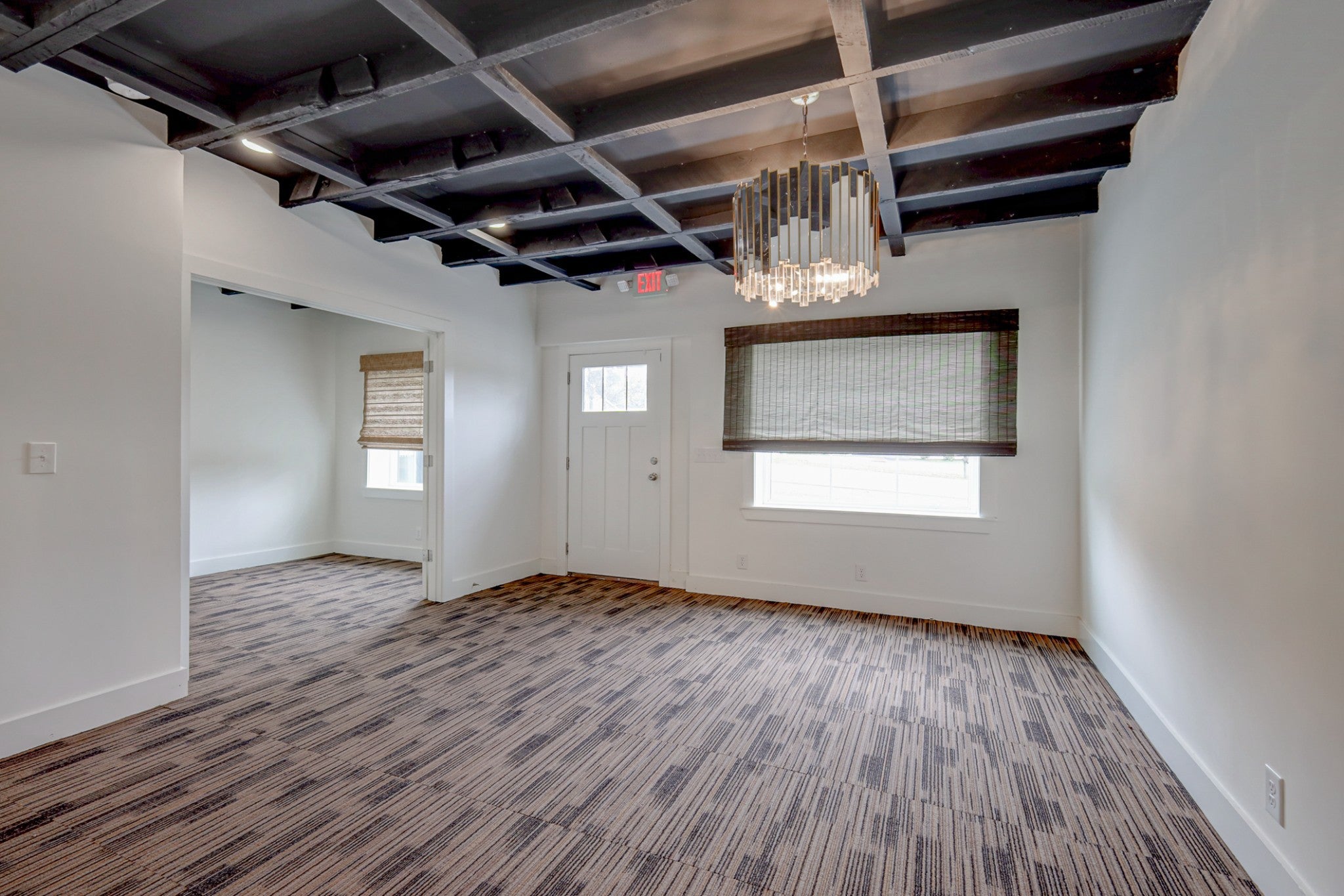 4275 Central Pike