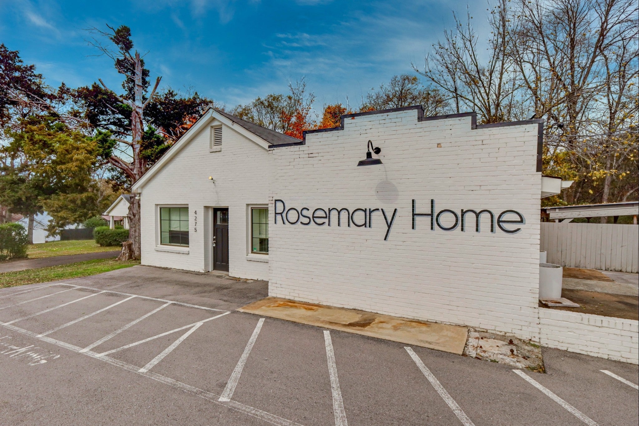 4275 Central Pike