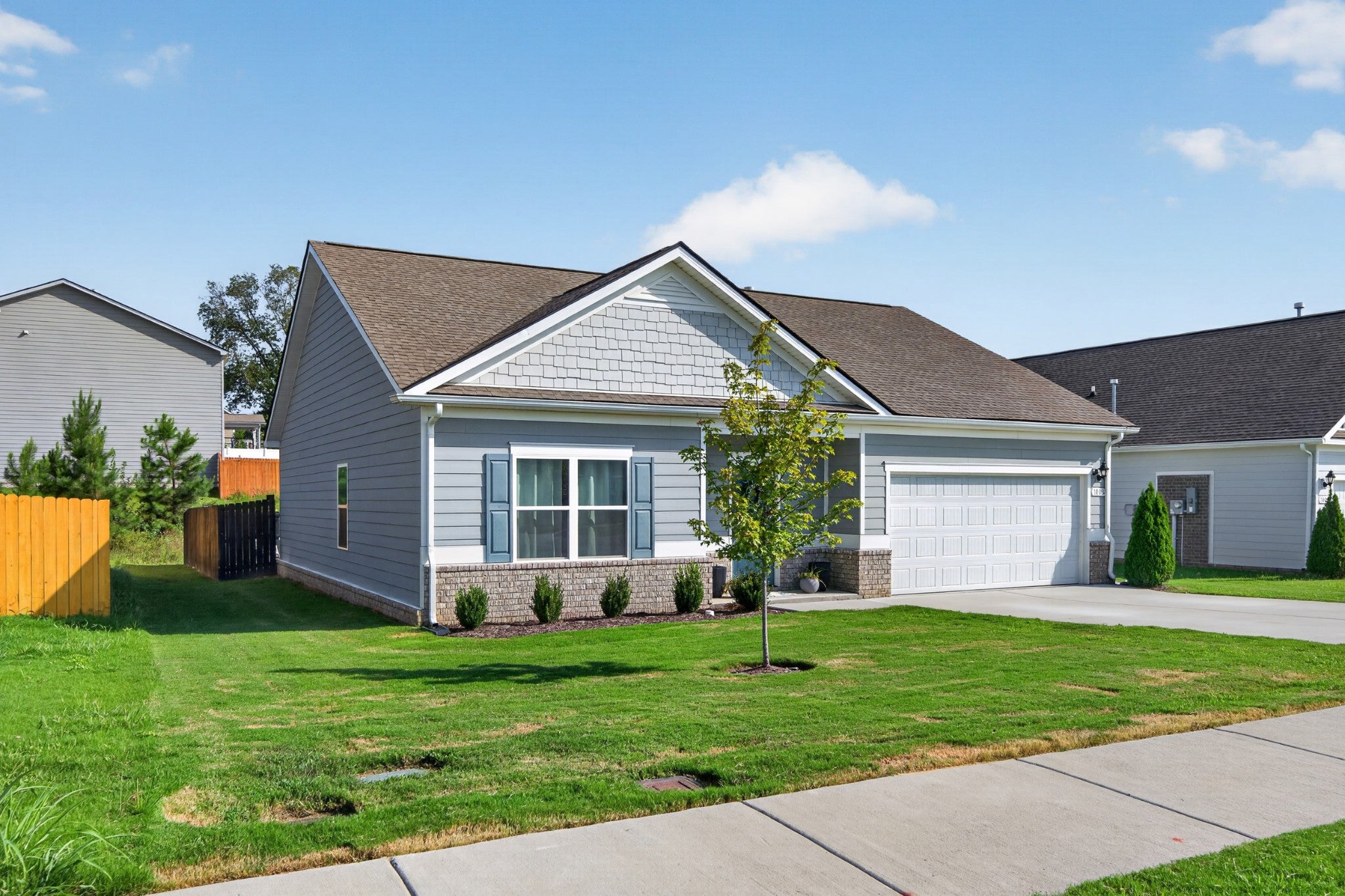 1003 Village Ct