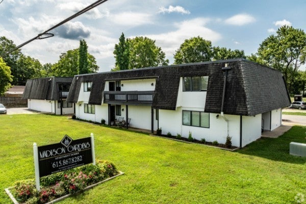 1.0-bed rental at 800 Anderson Lane A3