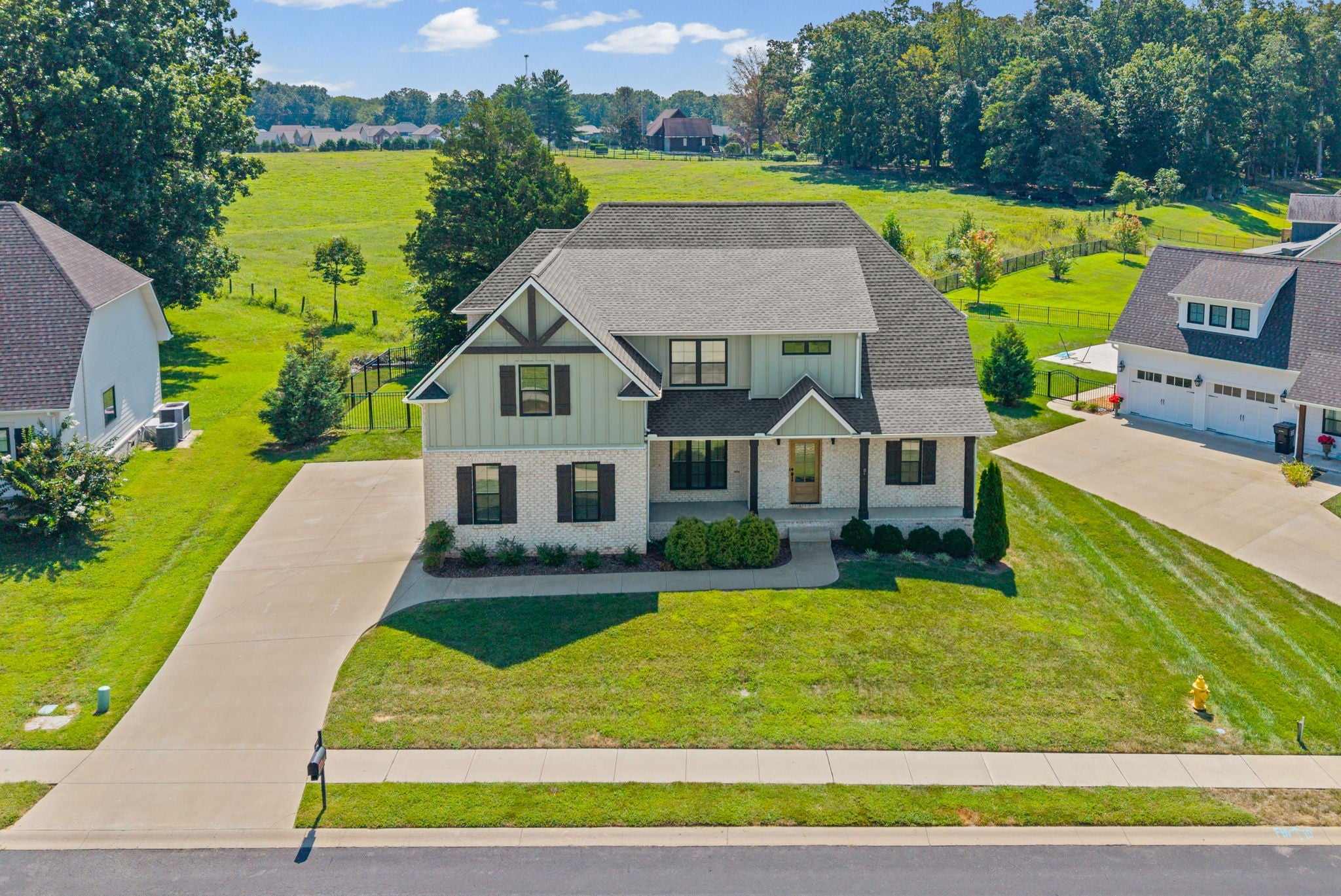 104 Sawyer Ct