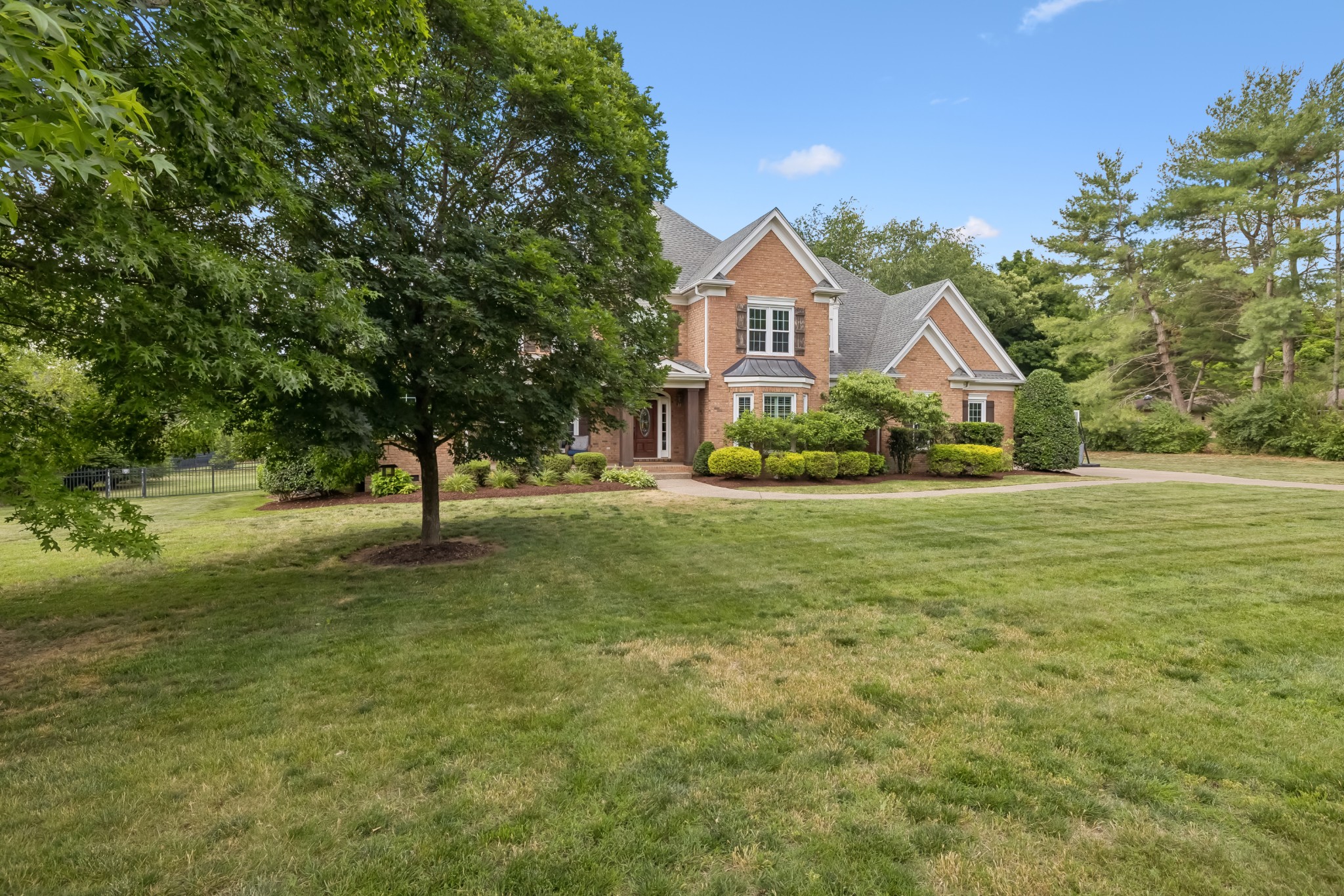 1203 Devens Dr