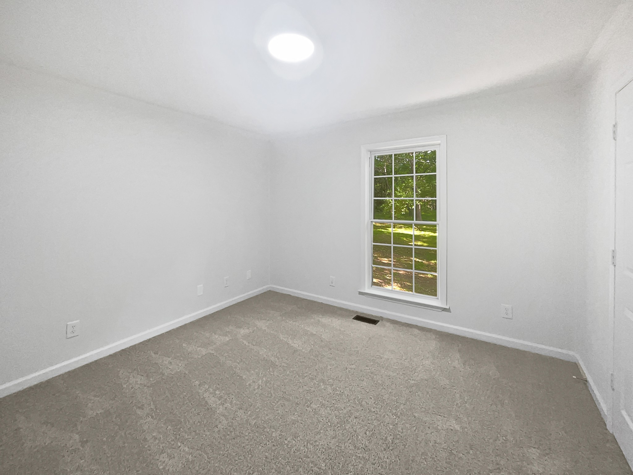 108 Nancy Ave