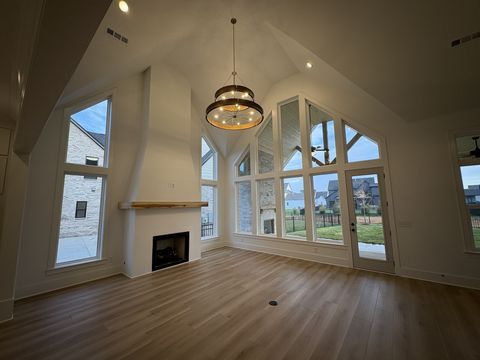 7513 Sutcliff Dr College Grove TN 37046