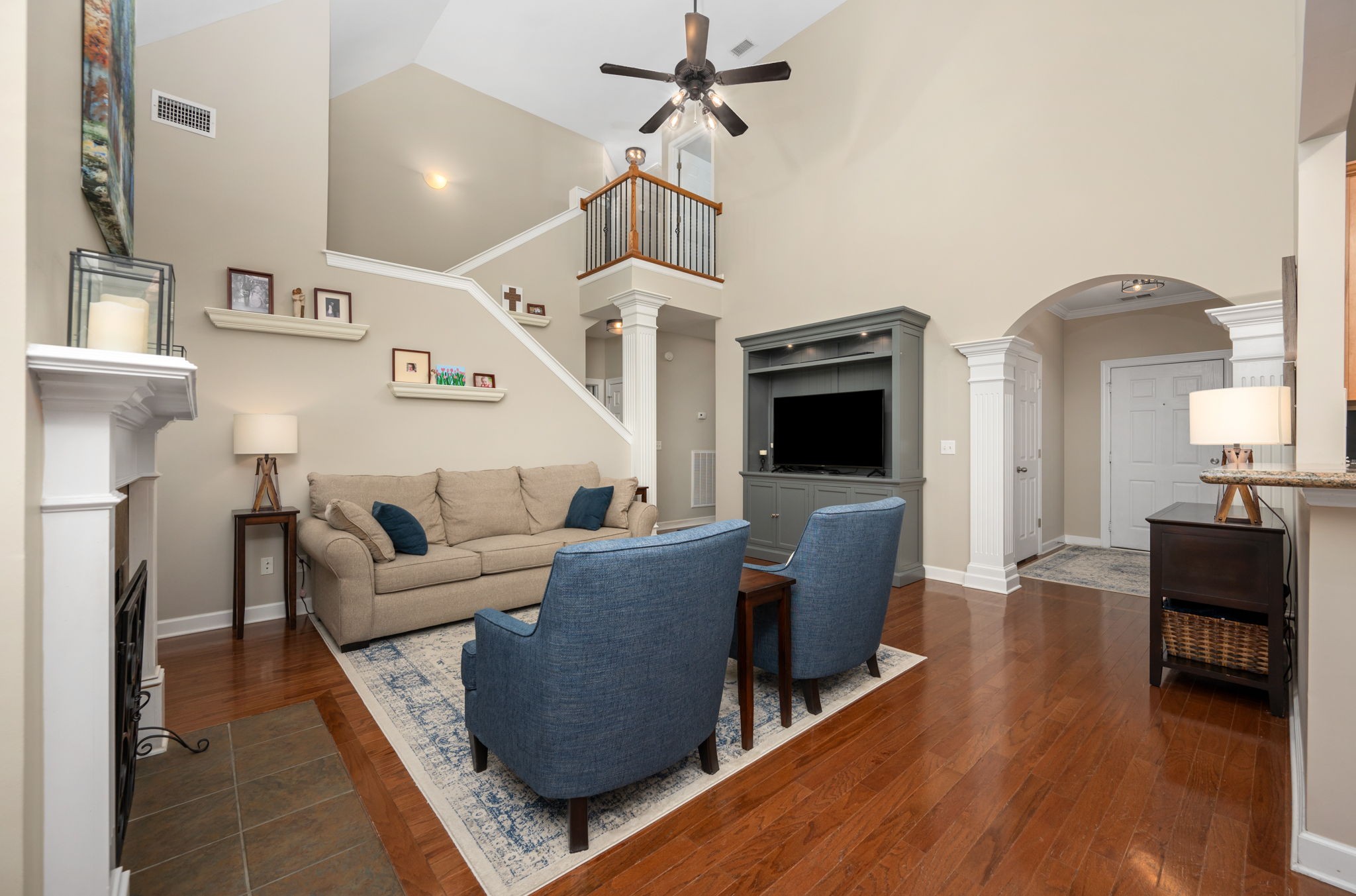 2220 Oakside Ct