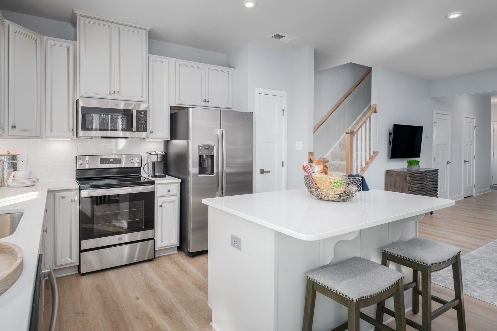 203 Brightsmith Lane 38E
