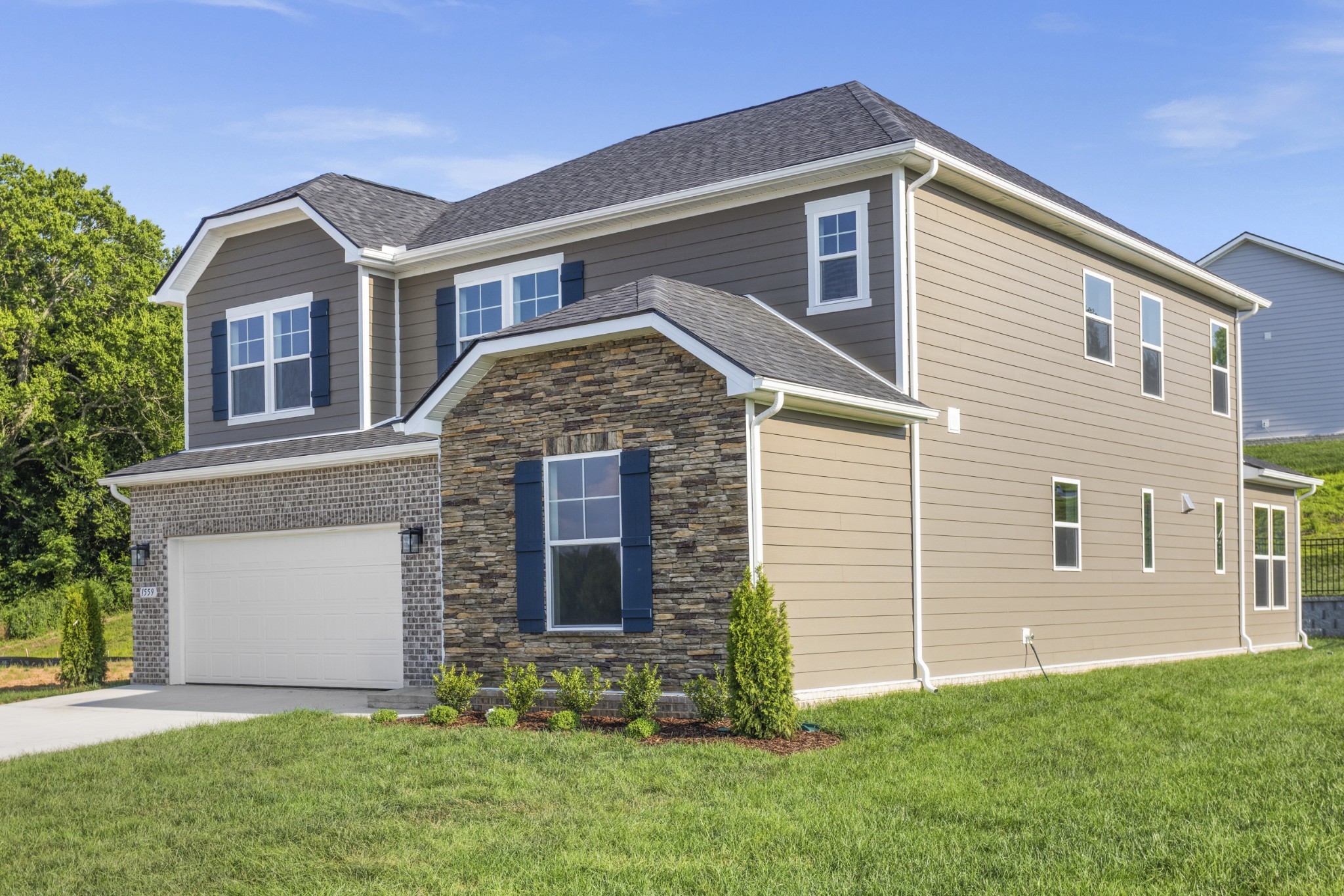 1559 Oaks Springs Drive