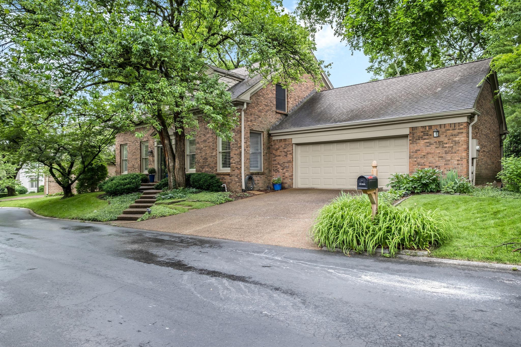 4106 Dorman Dr