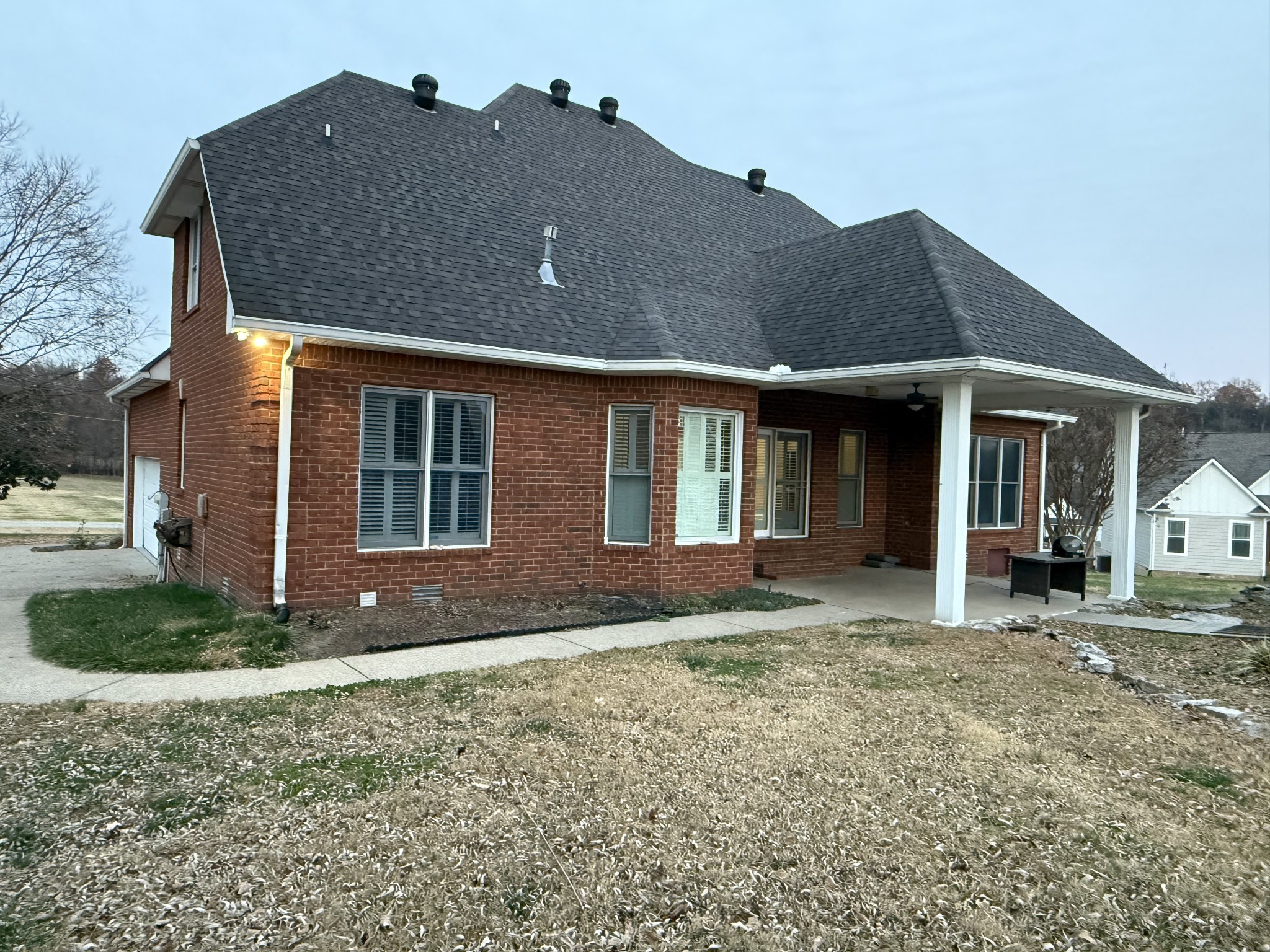 385 Thoroughbred Ln