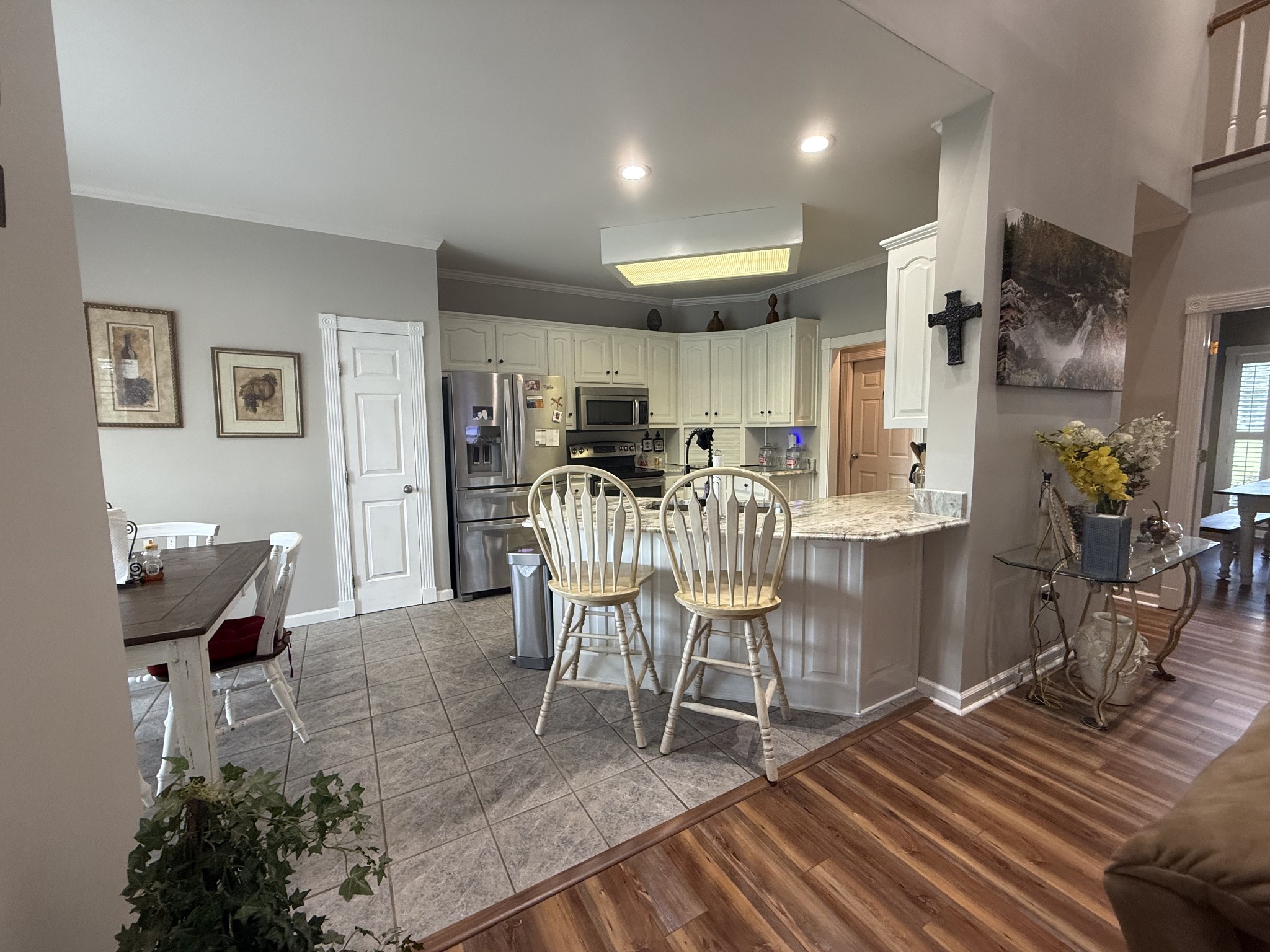 385 Thoroughbred Ln