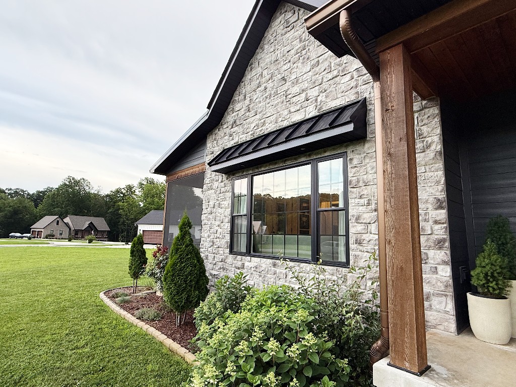 1782 Honey Ln