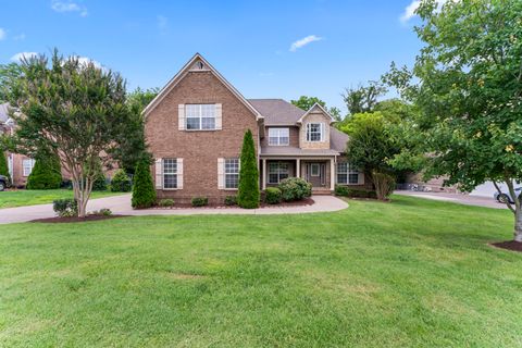 1002 Glessner Dr Spring Hill TN 37174