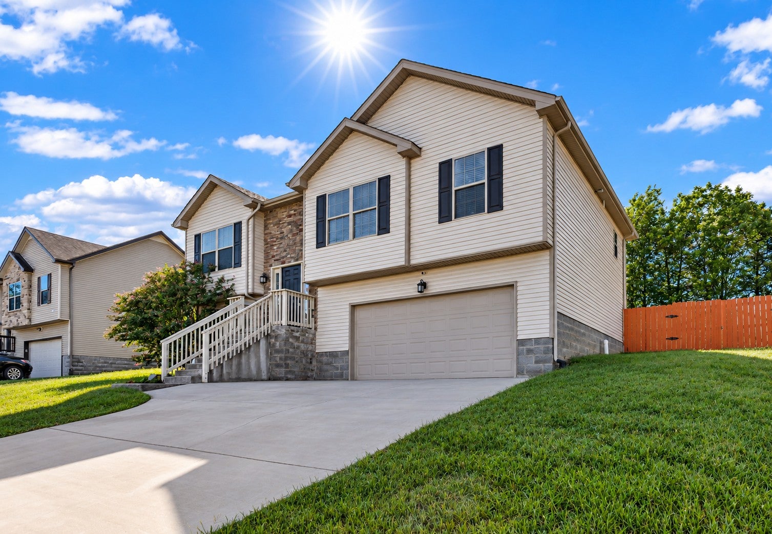 1132 Freedom Dr