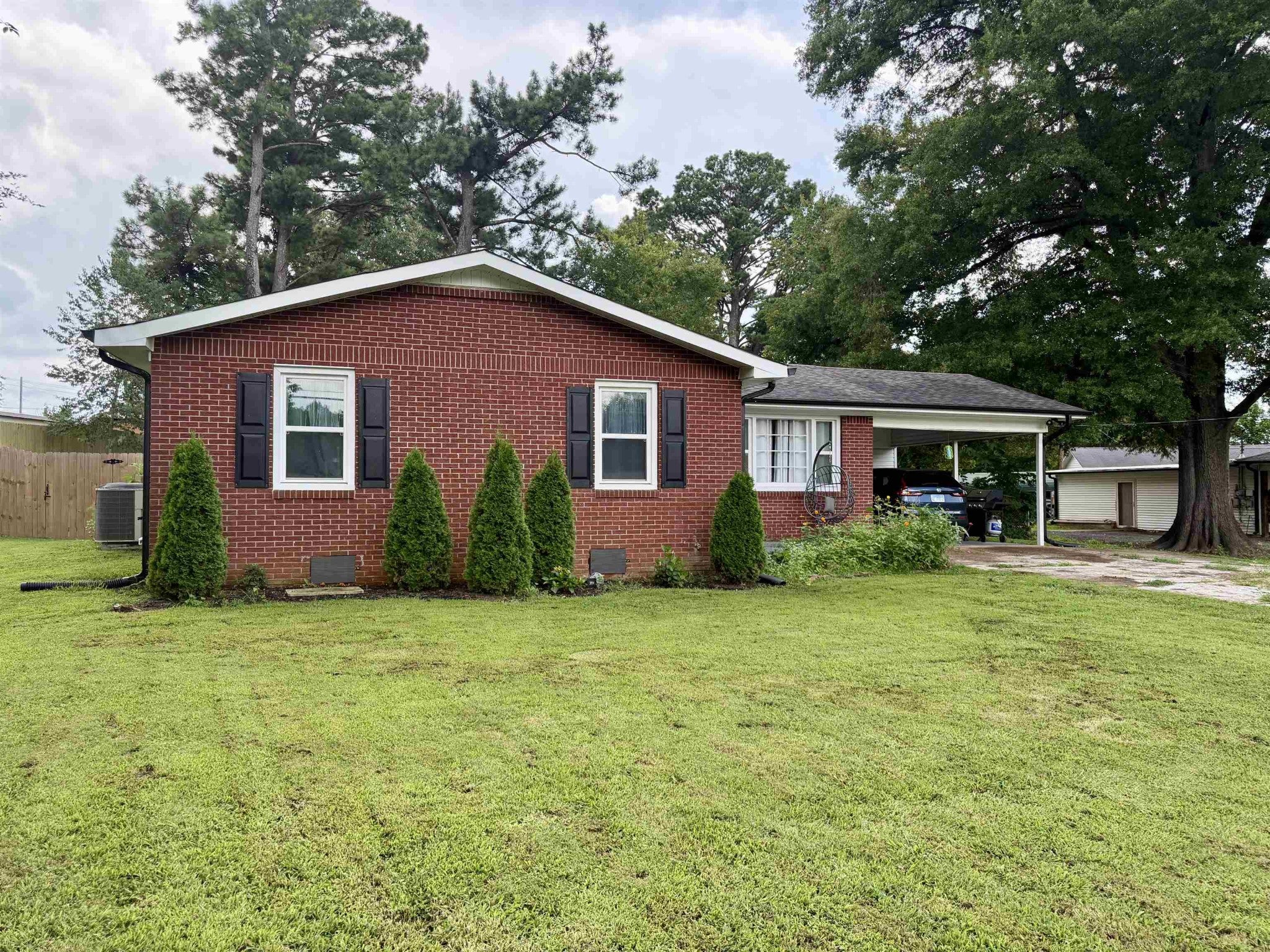 16 OAK GROVE RD